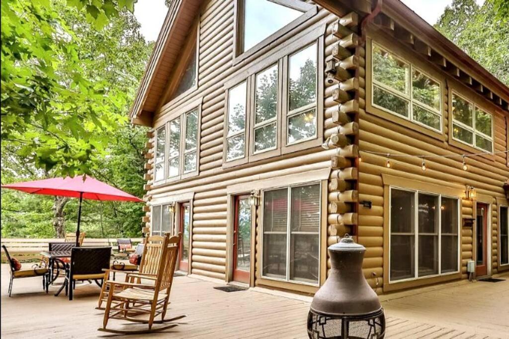 Blue Ridge Bliss- Spacious Cabin, Pets, Hot Tub! Exterior photo