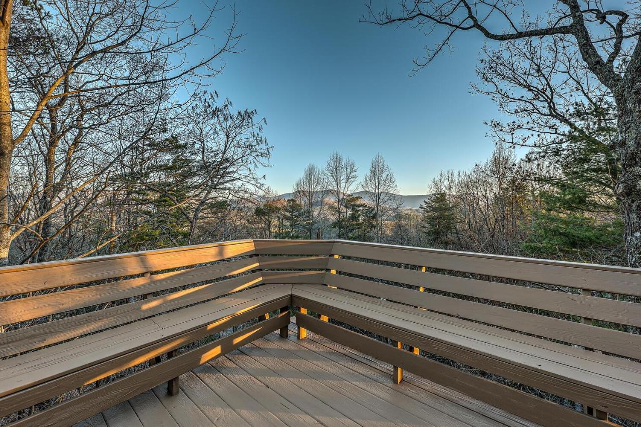 Blue Ridge Bliss- Spacious Cabin, Pets, Hot Tub! Exterior photo